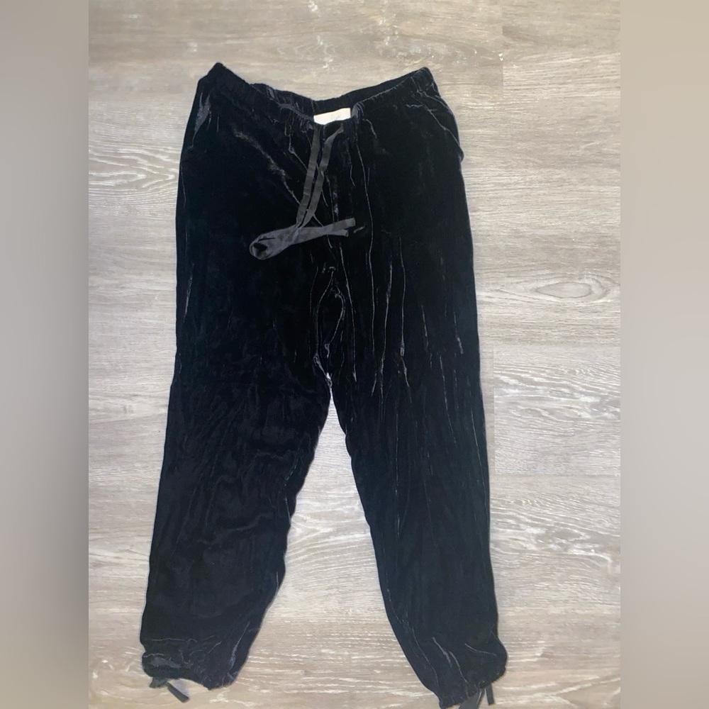 Joie joggers